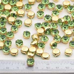 Lot 60 Peridot Green glue soldering round Brass Montees 8 mm faceted MC rhinestones Preciosa fancy chaton stones