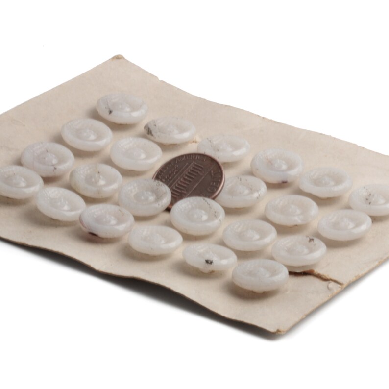 rare vintage Czech 1920/'s imitation fabric semi translucent white round glass buttons 13mm Card 24