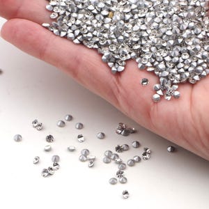 Lot 50 grams, SS12, 3 mm, Czech Vintage Clear crystal Machine Cut glass Chatons faceted loose stones rhinestones