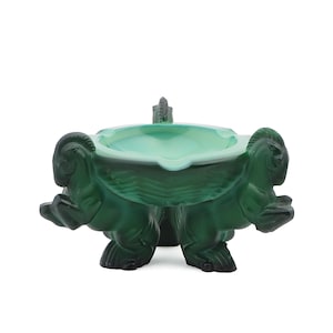 Art Deco Ashtray, Horses, Schlevogt, Ingrid Collection, green Malachite Glass Czechoslovakia 1934