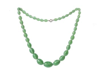 collier vintage tchèque vert satin ovale perles de verre au chalumeau