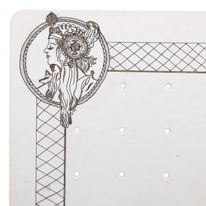 Botones pintados estilo Art Nouveau Mucha 30 x 21 cm Cuentas para coser en tienda, expositor, tarjetas de venta, coleccionistas, Cartón, 23 agujeros