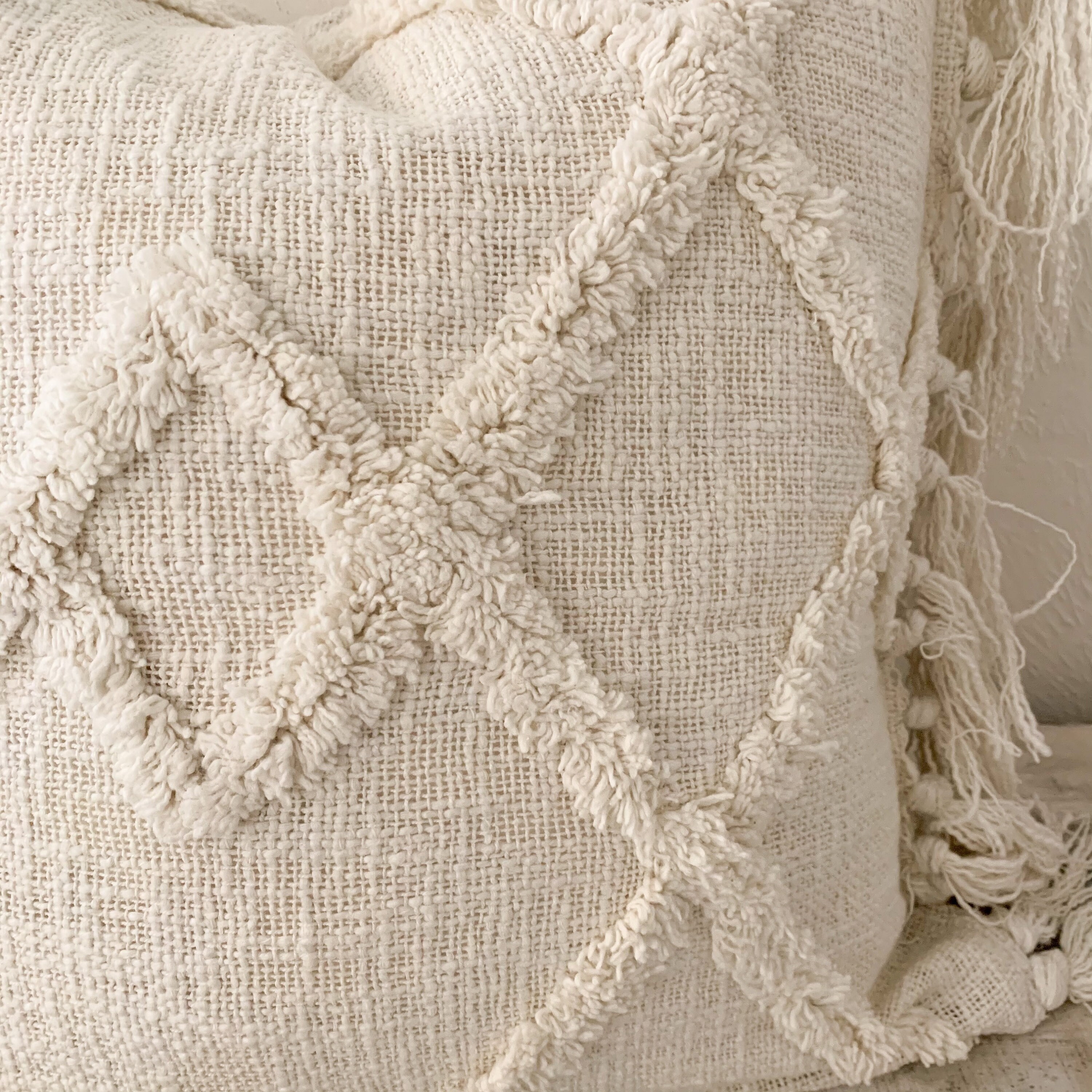 20 Off White Throw Pillow/Texture Boho/Modern Farmhouse Etsy