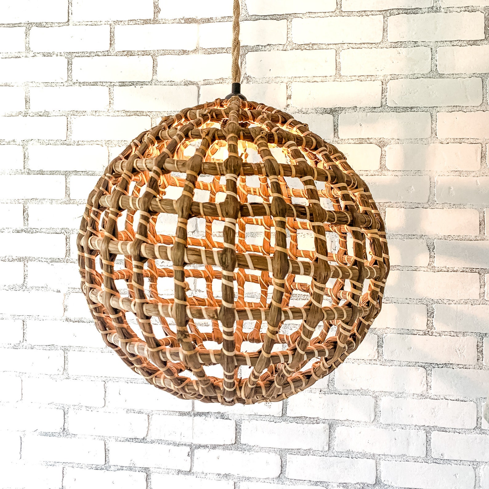 Orbe Light Orb Chandelier Iluminación de la granja Comedor | Etsy