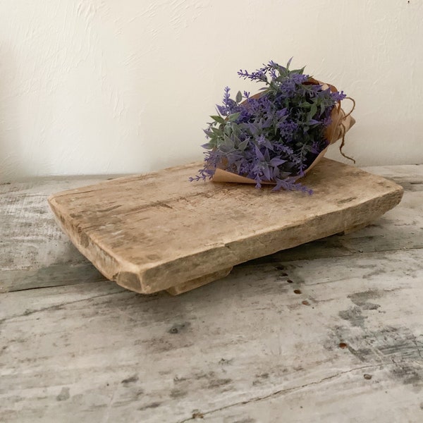 Rustic Kitchen Wood Board\Farmhouse Bread Board Riser\Bread Board\Farmhouse Wood Board\Vintage Wood Cutting Board\French Kitchen