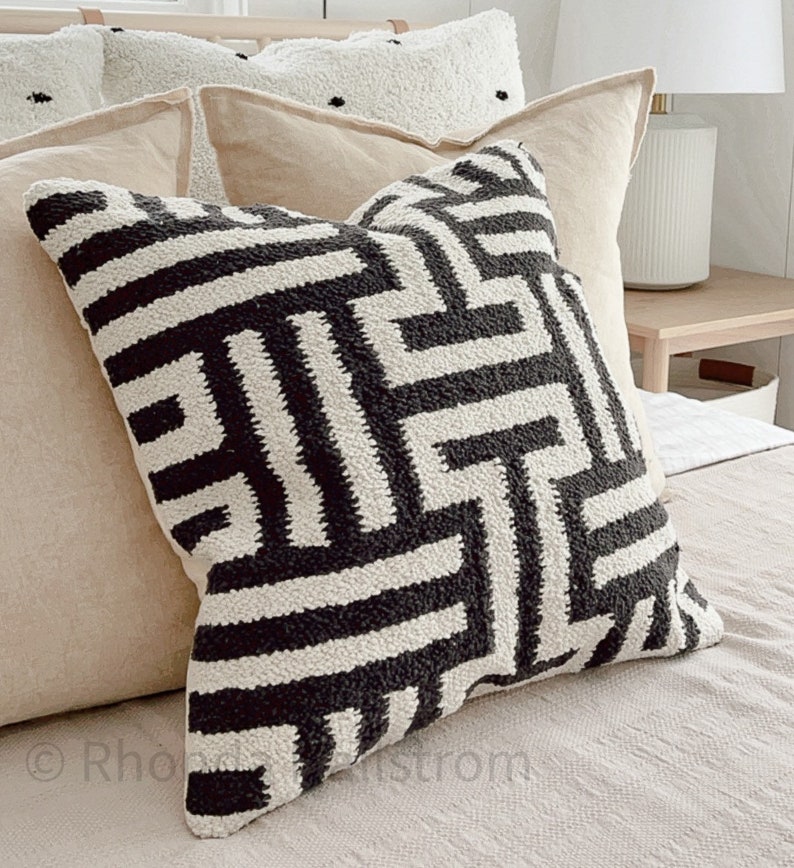 Chunky Knit Throw Pillows/ Black and White Geometric Modern Etsy