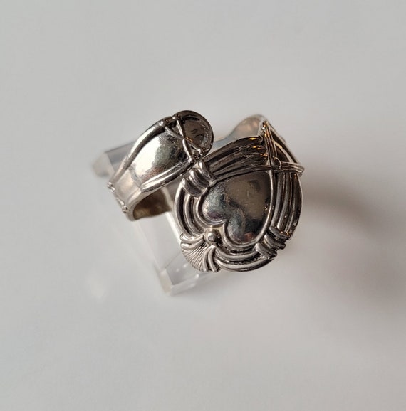 Vintage Ring Size 9 Rustic Metal Spoon Ring Large… - image 2