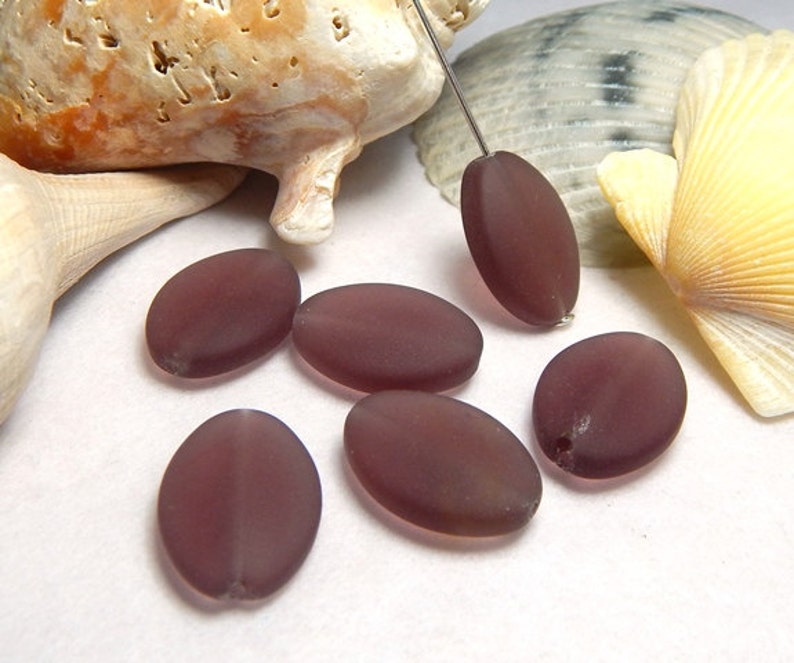 6 Purple Violet Amethyst Sea Glass Beads Flat Oval 18x13mm Puffy Matte D-E43 6 Purple Violet Amethyst Sea Glass Beads Flat Oval 18x13mm Puffy Matte D-E43