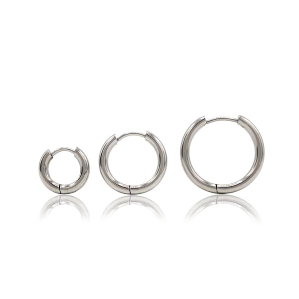 Boucles d'oreilles Huggie Hoop One Touch en acier inoxydable, Boucles d'oreilles en argent foncé, Boucles d'oreilles dormeuses, Vente au détail et en gros (STER-0017S)