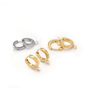 10/50 szt. okrągłych kolczyków typu „huggie hoops” z pętelką • Okucia do kolczyków ze stali nierdzewnej 316L pokrytej 18-karatowym złotem PVD • Wodoodporne, wiszące kolczyki DIY, półfabrykaty 13-16 mm