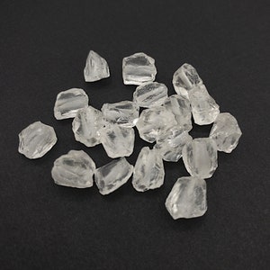 Raw Clear Quartz Beads, Dainty Rock Crystal with 1mm Drill Hole, Crown Chakra Master Healing Crystals for Jewelry, Beading & Crafting