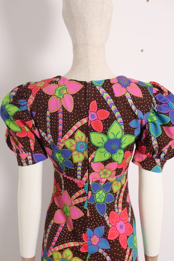 1960s Original Vintage Psychedelic Floral Dress - image 3