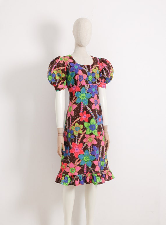 1960s Original Vintage Psychedelic Floral Dress - image 1