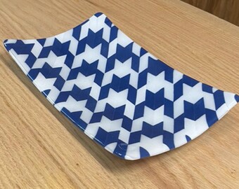 Houndstooth (Indigo & White) Full Platter — 11.5" x 6.75"