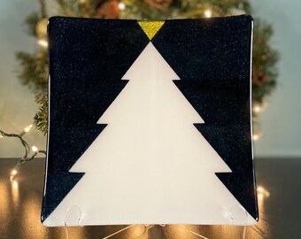 Christmas Tree Dish V.1A — White and Aventurine Blue — 10” x 10” x 0.74”
