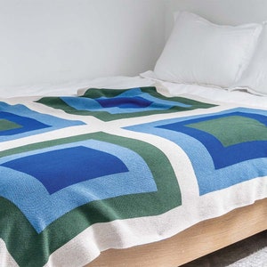 Bauhaus Throw