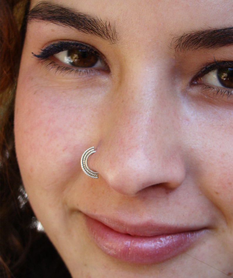Anneau tribal de nez piercing de nez anneau de narine