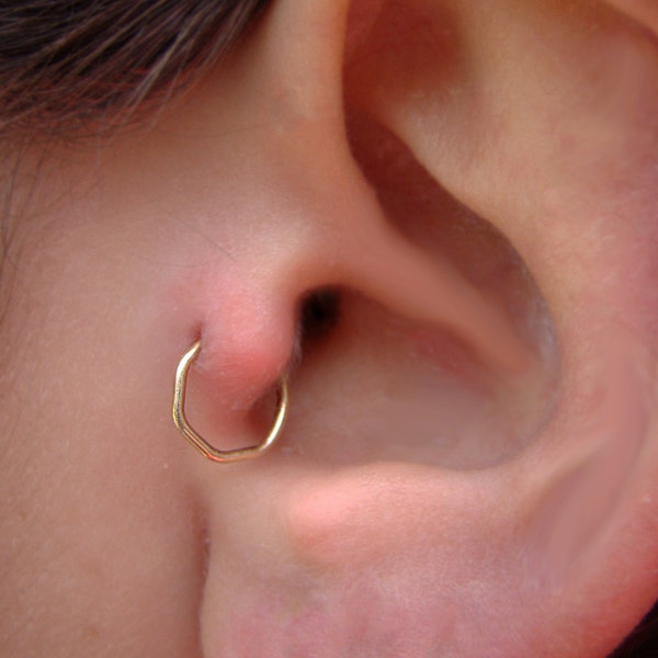 Gold tragus earring, Gold cartilage hoop, Helix earring, tragus ring, foreword helix earring, helix hoop, tragus piercing, rook piercing