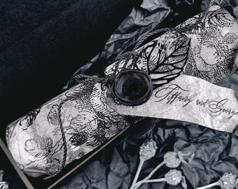 10-100 Black Rose Scroll Wedding Invitations, Each in Individual Box; Boxed Scrolls, Gothic Scroll Invitations, Black Wedding, Dark Wedding