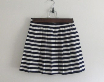 1960s Children’s Striped Pleated Knit Skirt // 60s Girls Clothing // Blue White Stripes Striped