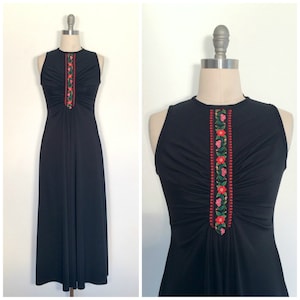70s Black Maxi Dress // 1970s Vintage Embroidered Trim Sleeveless Crewneck Gown // Folk Bohemian Hippie // Small S