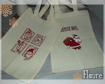 A batch of two Christmas gift bags