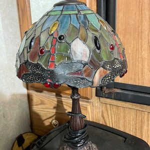 Vintage Glasmalerei Tiffany-Style Lampe