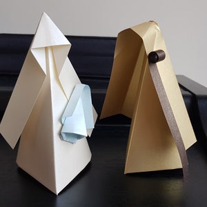 Szopka wykonana ręcznie metodą origami, idealna na prezent świąteczny dla rodziny i przyjaciół