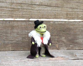 Doc Bullfrog Christmas Muppet Emmet otter&#39;s Jug-band Christmas Organic Art dolls Dressed animal Felt Christmas Winter Decor Wool animal