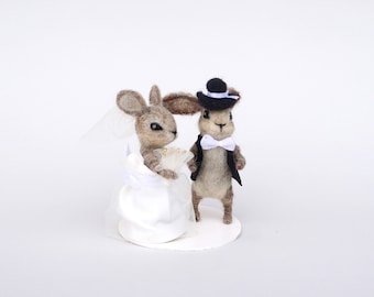 Wedding cake topper wooden base Bunny topper Rustic wedding decor Animal cake topper Just married bride and groom Mrs  Mr Couple Anniversary