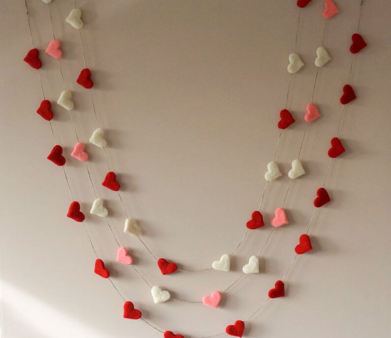 FAZHBARY Filz-Herzgirlande – 2 Stück, Rot, Je 3 M, Mit 20 Herzen, Für Hochzeit, Valentinstag, Party