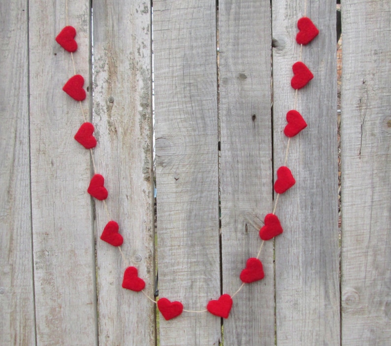 Needle Felted heart Red Heart Garland Valentines heart garland Wool Red Hearts Woolen décor Party Banner Holiday Home Decor Wedding Garland image 1