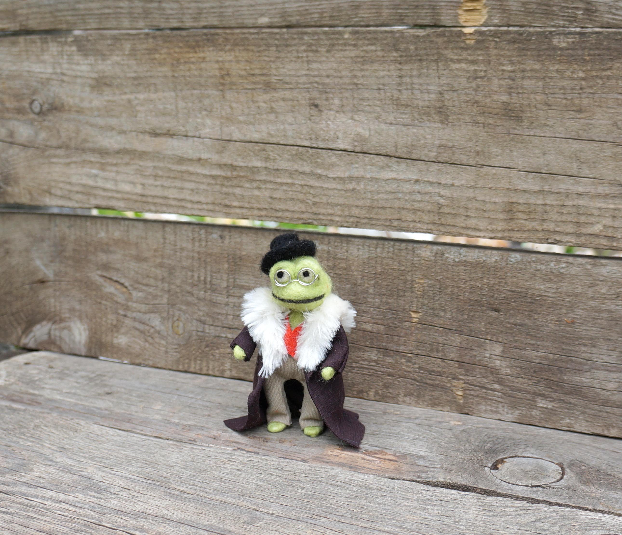 Being green is not easy, image size:2581x2217