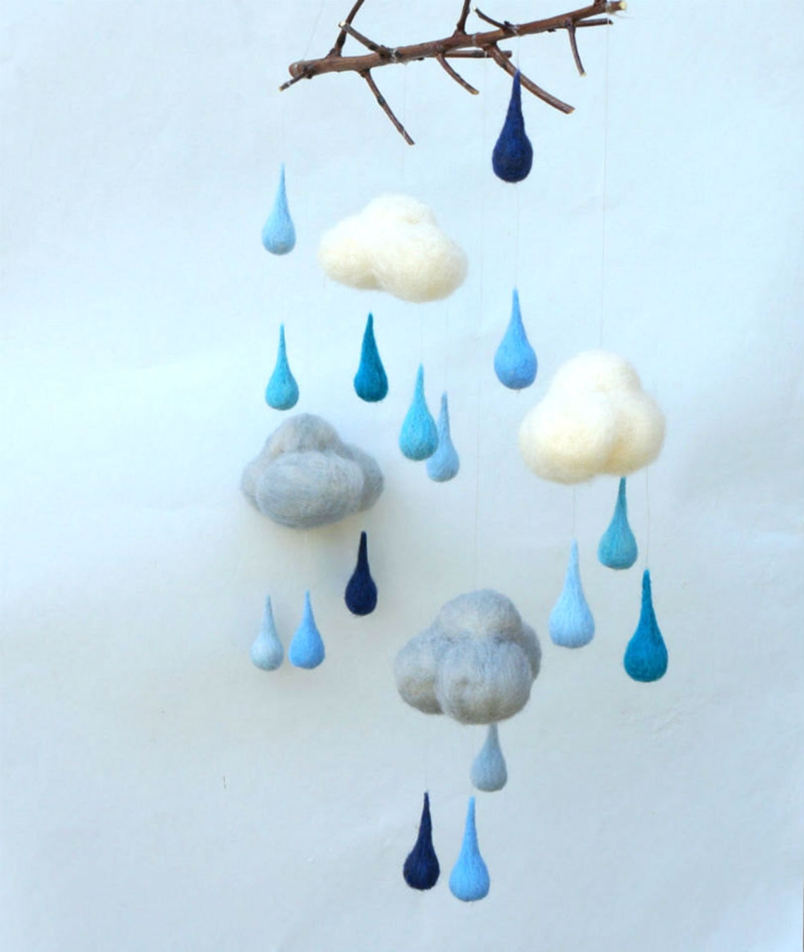 Señe la nube móvil azul lana móvil techo móvil gotas de lluvia | Etsy