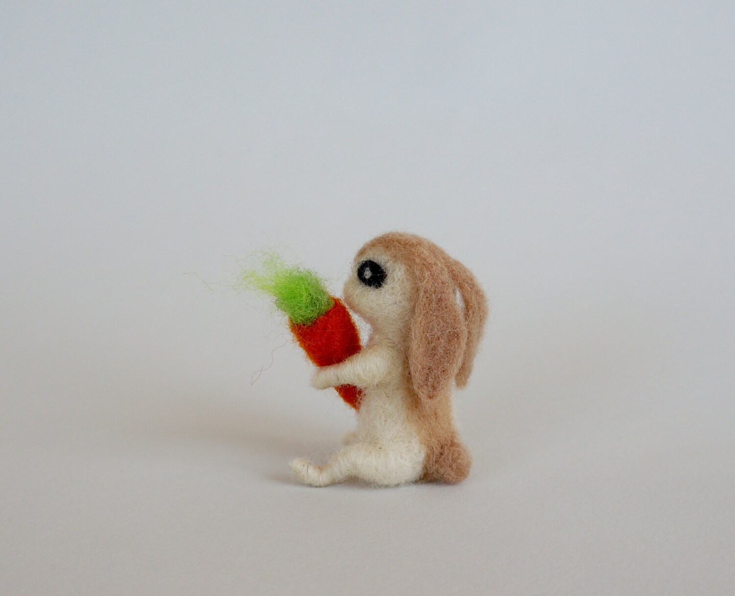Tiny Bunny Carrot Mini Hare White Felt Rabbit Wool Figurine Cute Easter ...
