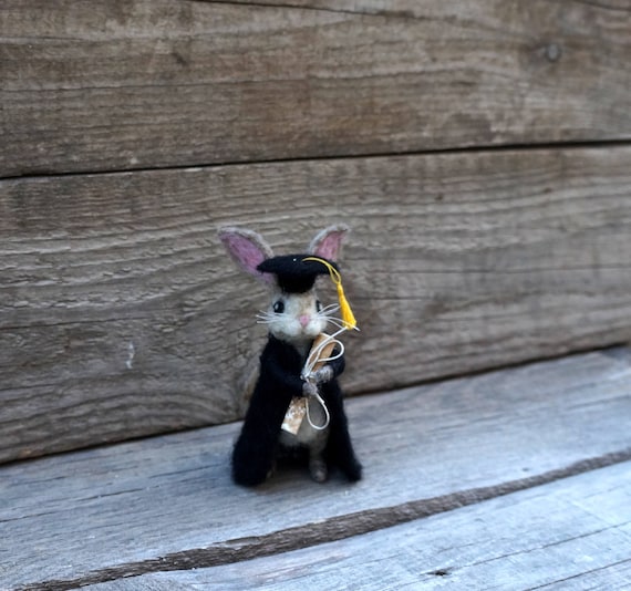 Graduation Bunny Gift - Needle Felted Rabbit with Diploma & Cap - Class of 2026 Scholar -Cake Topper -Keepsake