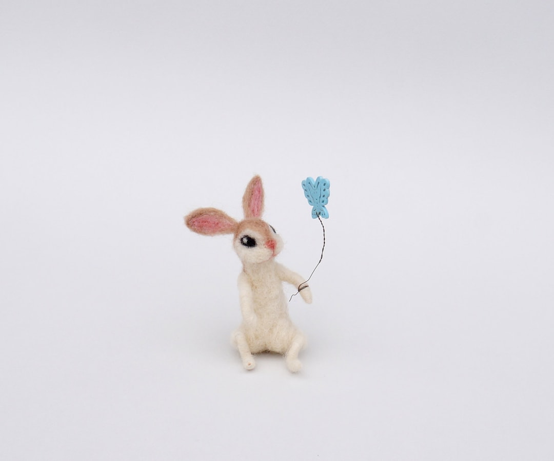 Needle Felted Rabbit Bunny Butterfly Wool Hare White Bunny Felted ...