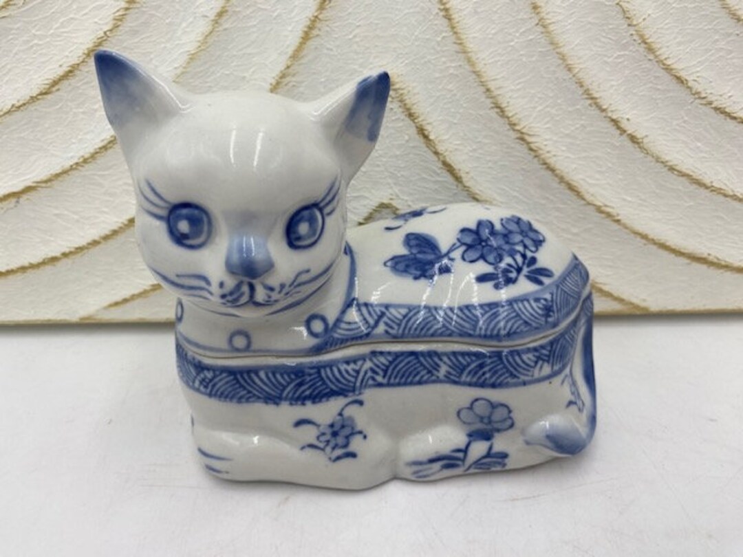 Vintage Cat Trinket Box Vintage Cat Figurine Cat Figurine Vintage Cat Vintage Trinket Box