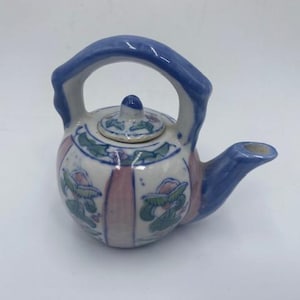 Miniature Asian Teapot - Asian Teapot - Vintage Teapot - Teapot - Mini Asian Teapot - Teapot Collector - Teapot Decor - Chinoiserie Teapot
