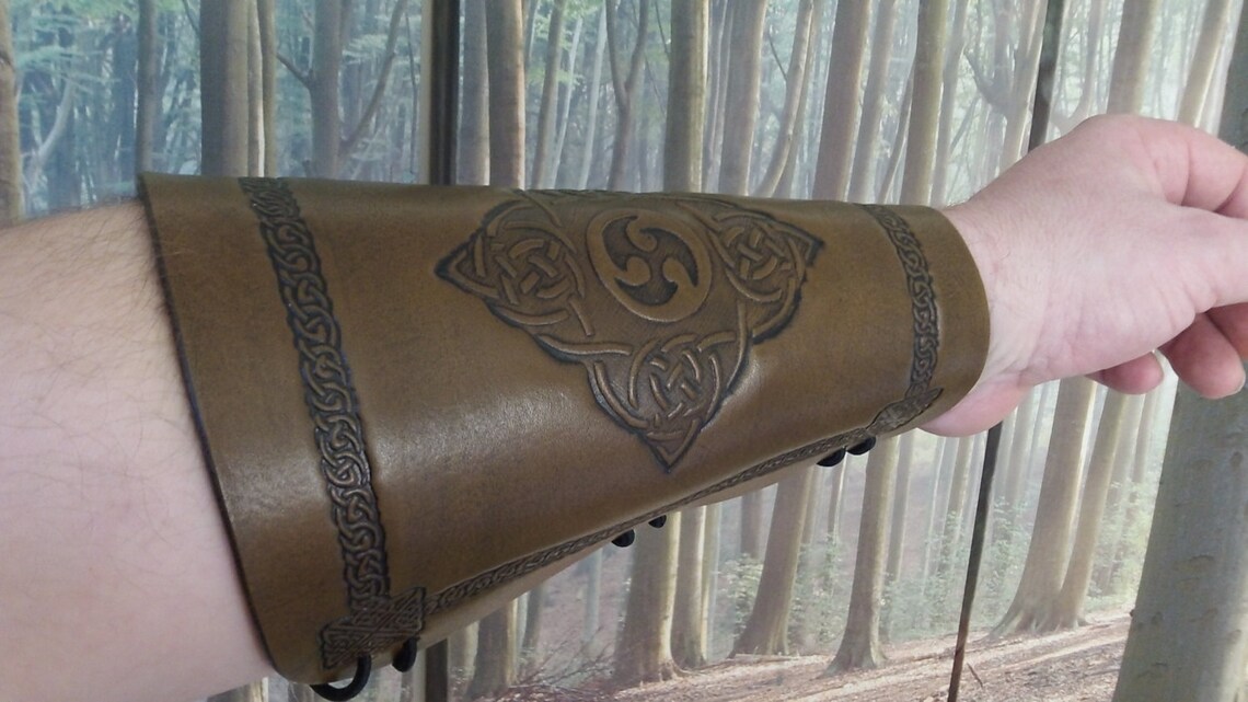 Embossed Celtic Triskele leather archery arm guard bow Etsy