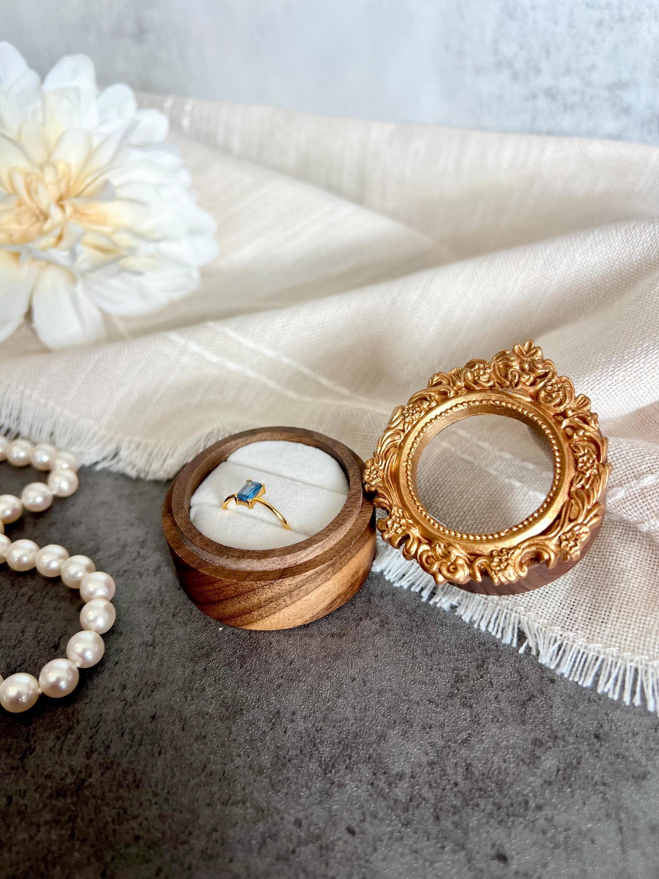 Victorian Ring Box - Etsy