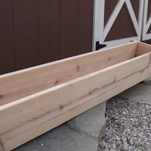 Cedar window box/Flower box/Window planter