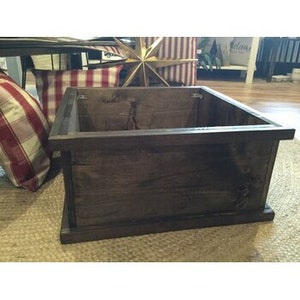 Wood tree collar/Christmas tree skirt, Wood tree skirt, Tree collar, Christmas tree box