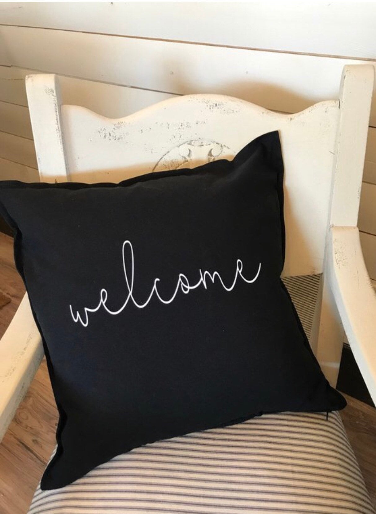 throw pillow, Decorative pillow