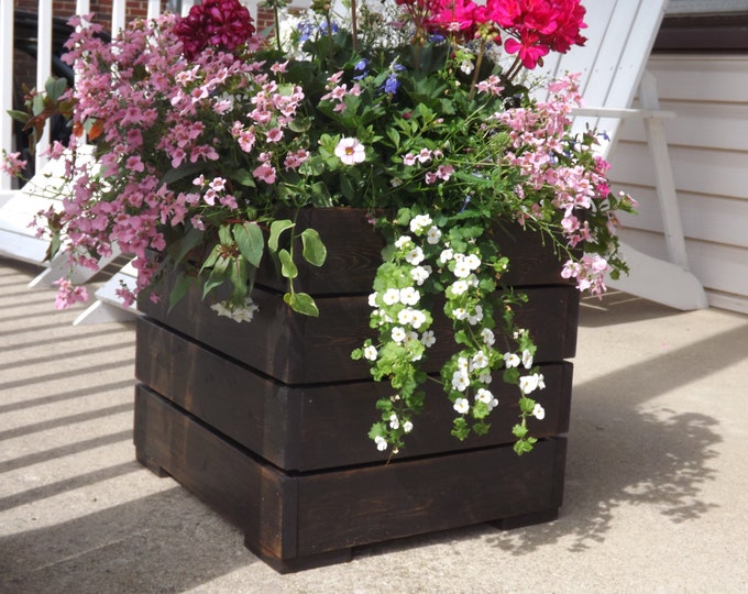 Wood planter box/Patio planter/Wood planter