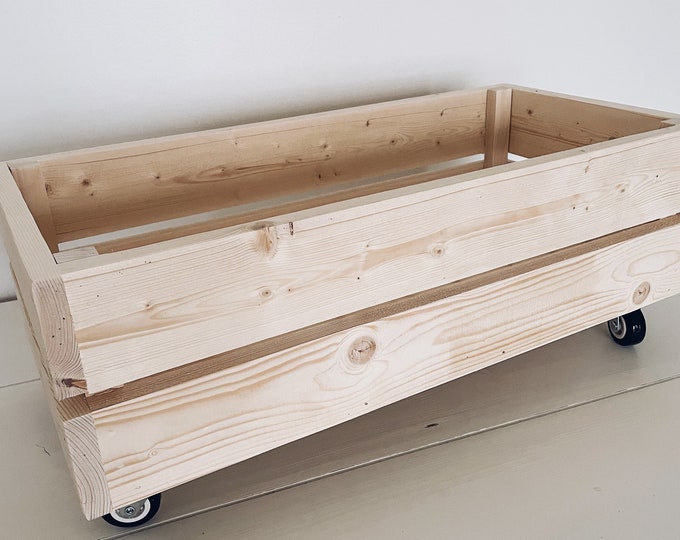 Wood crate/Storage crate/Crate/Wood storage box/Storage bin/Under bed storage/Wood box on casters