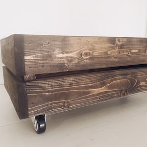 Wood crate/Storage crate/Crate/Wood storage box/Storage bin/Under bed storage/Wood box on casters