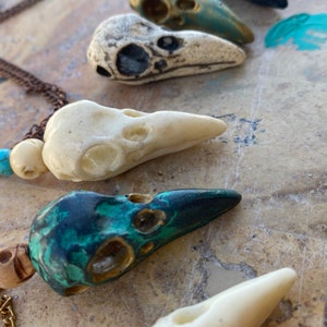 Raven skull pendulum