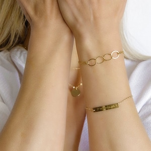 Sister bracelet Best friends bracelet  Eternity bracelet Circle bracelet Interlocking circle Dainty gold bracelet Bridesmaid bracelet