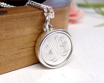 Collar con monograma personalizado de plata de ley: colgante con inicial grabada